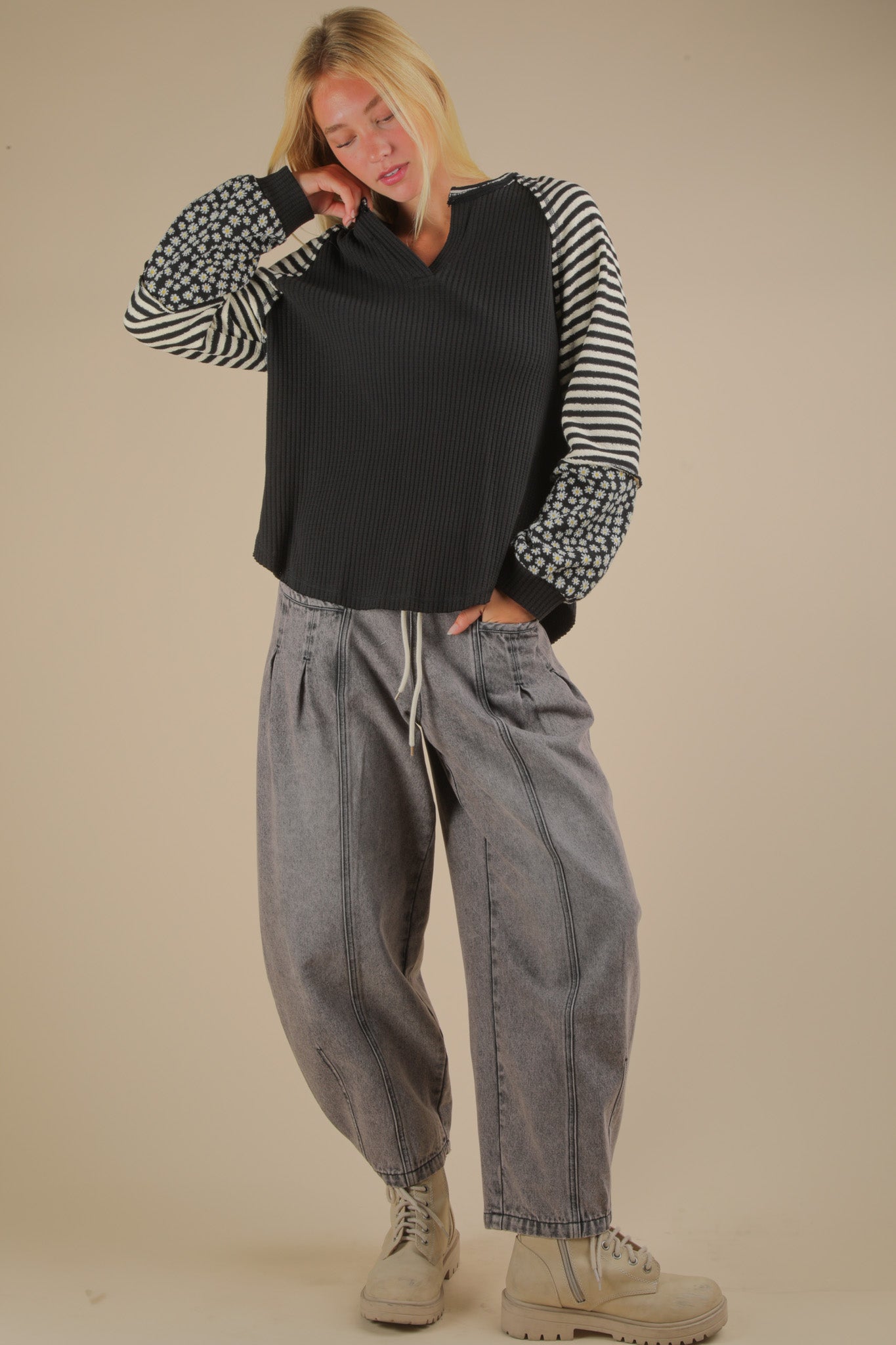 Oversized Floral & Stripe Casual Knit Top |BLACK|