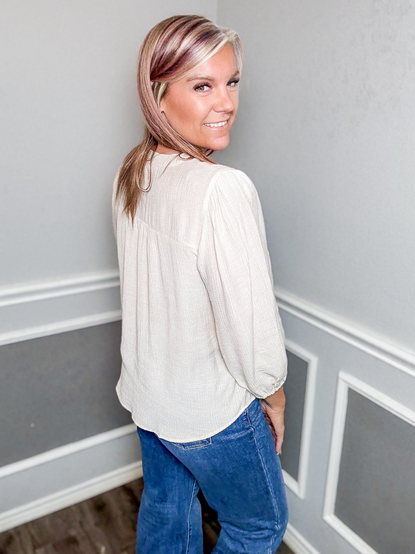 Front Tie Pleated Top |BEIGE|