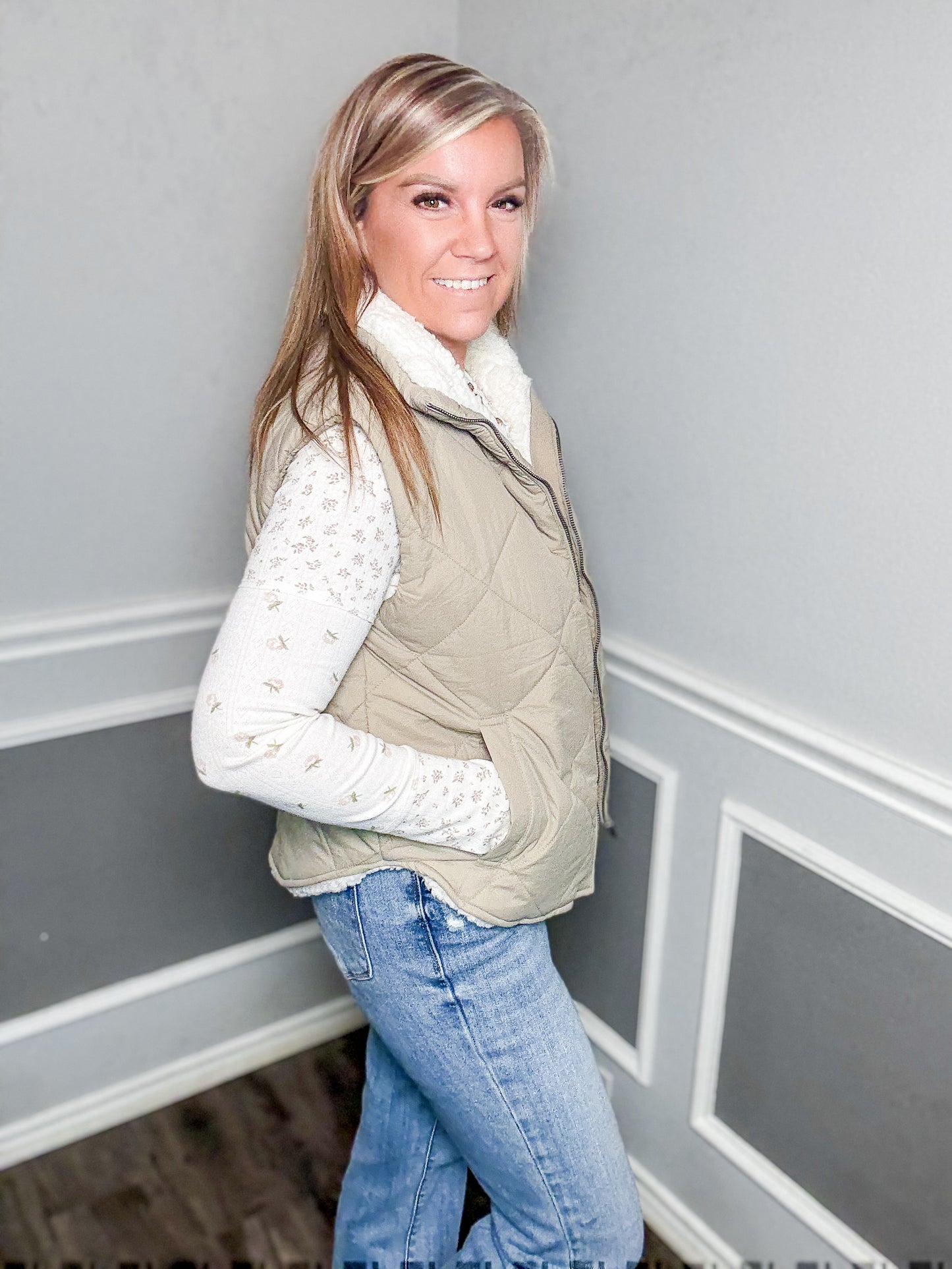 Quilted Zip Up Fleece Lined Puffer Vest