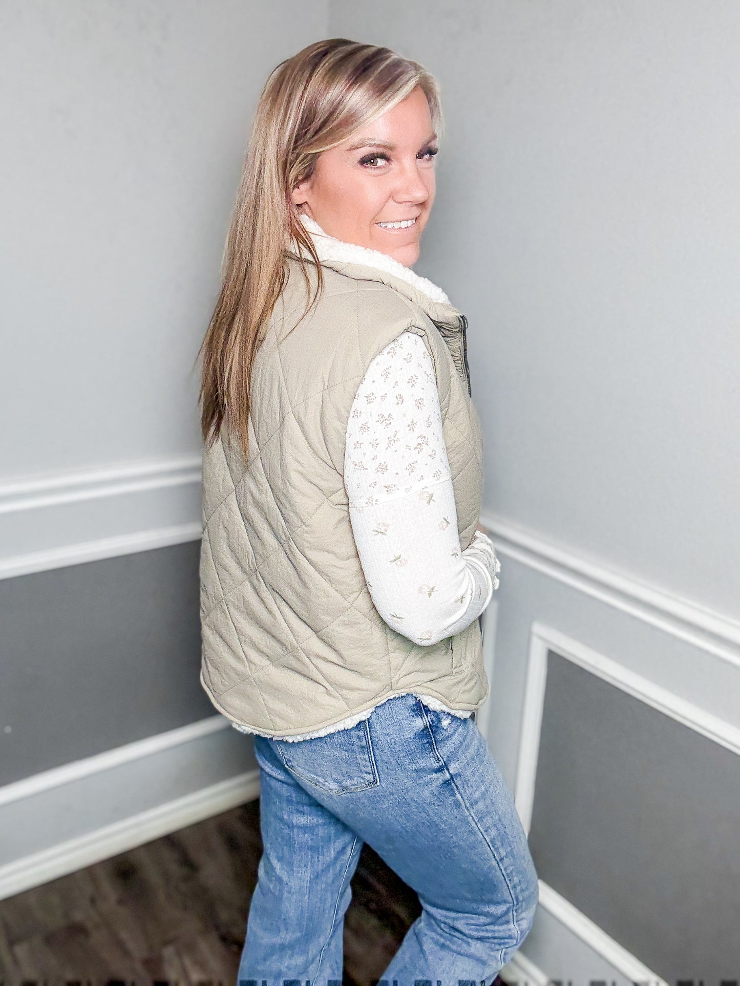 Quilted Zip Up Fleece Lined Puffer Vest