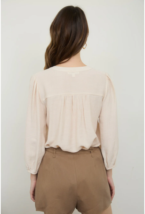 Front Tie Pleated Top |BEIGE|