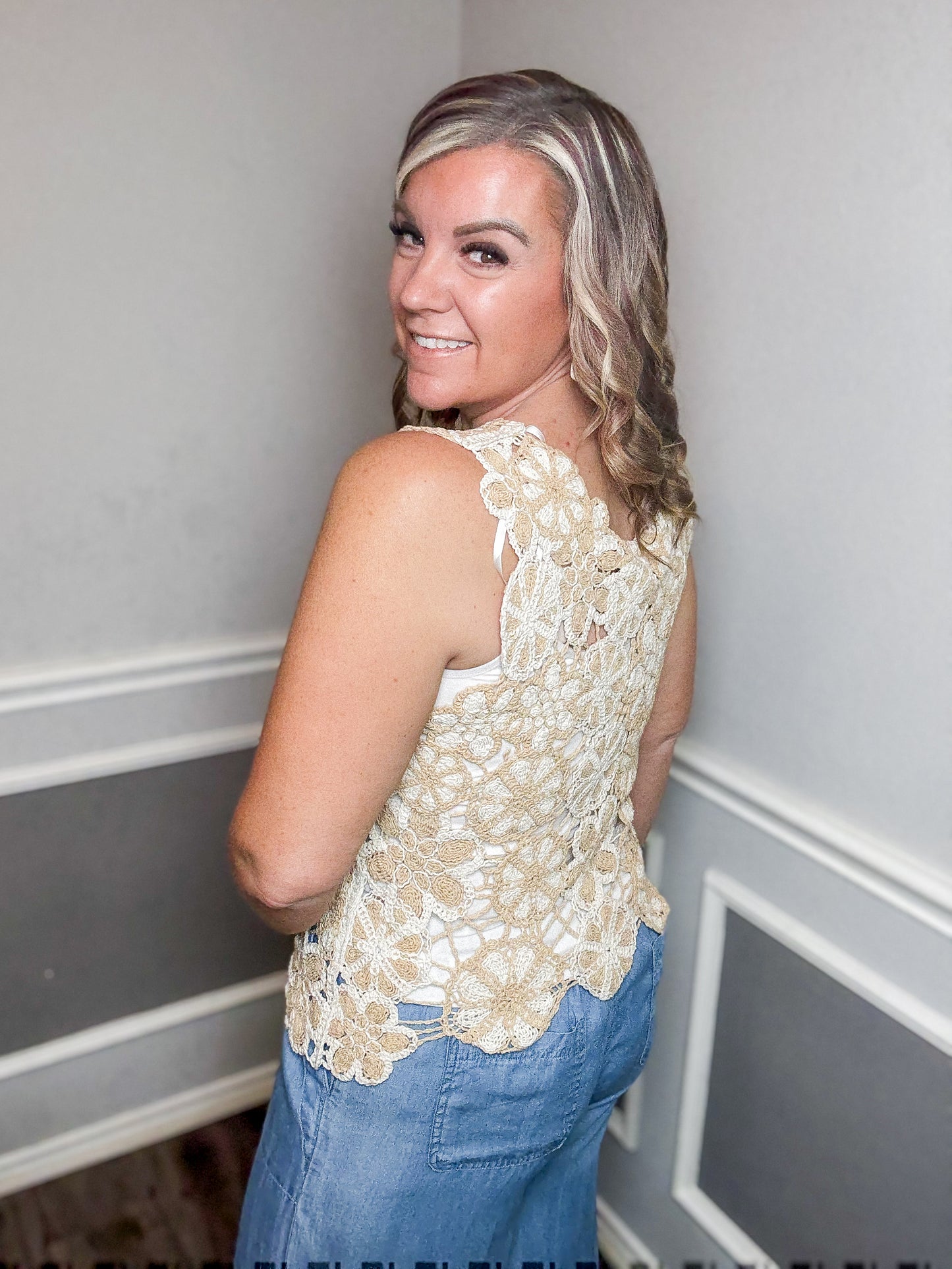 Floral Lace Crochet Sleeveless Top