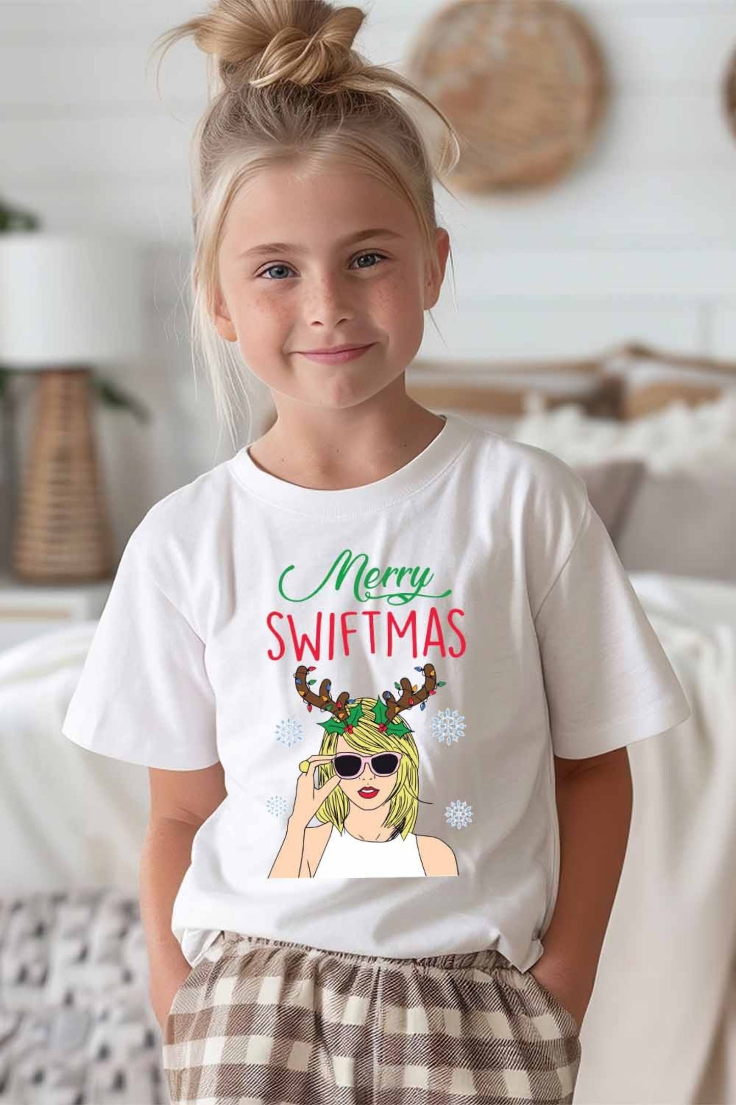 KIDS Merry Swiftmas Graphic Tee *PREORDER*