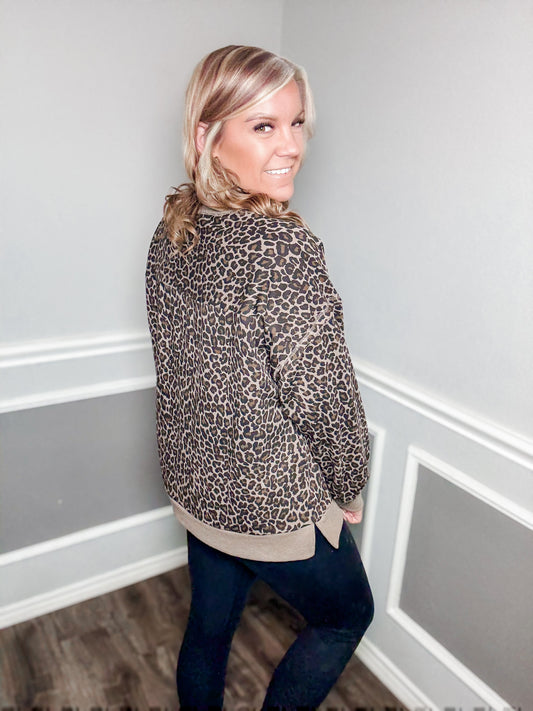 Leopard Knit Casual Top