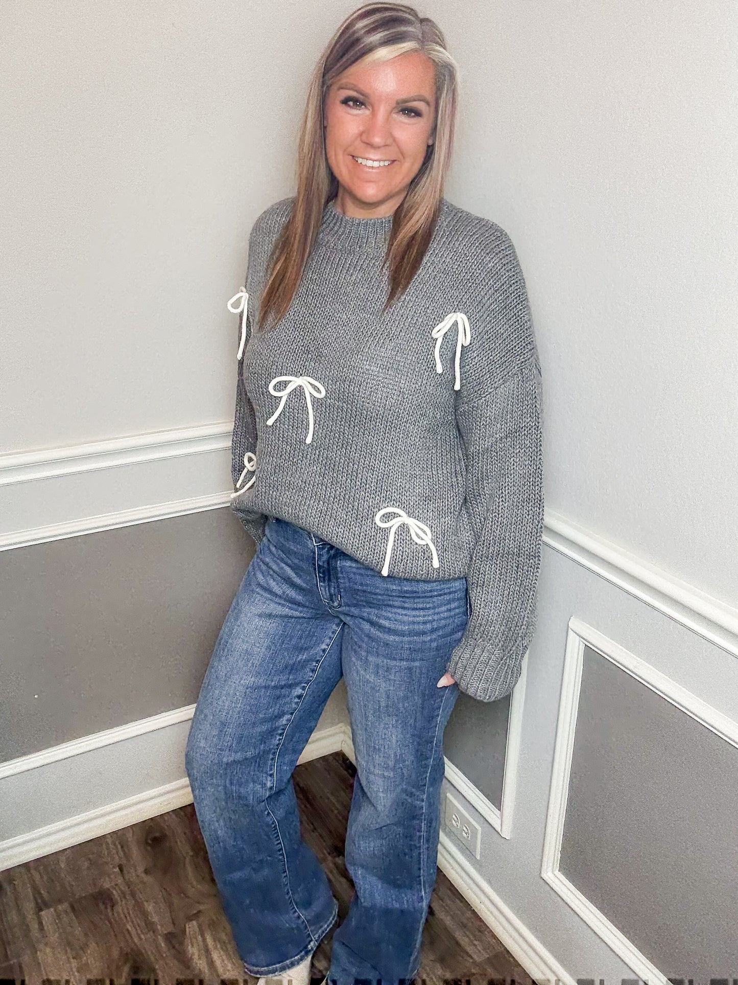 Bow Detail Crew Neck Sweater