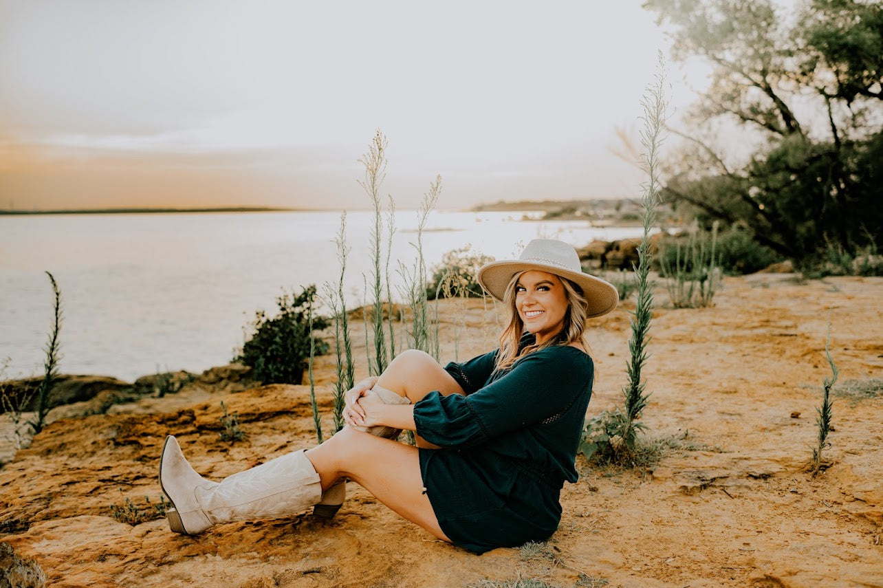 About the Owner – Ember Rayne