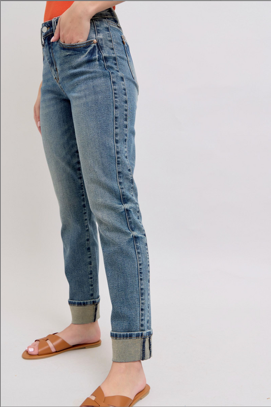 Judy Blue Vintage Wash Boyfriend Jeans